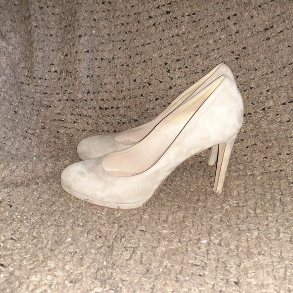 LA CANADIENNE-Nude/Beige Suede Almond Toe Stiletto Pumps-Sz 41/10-Excellent - Picture 2 of 7